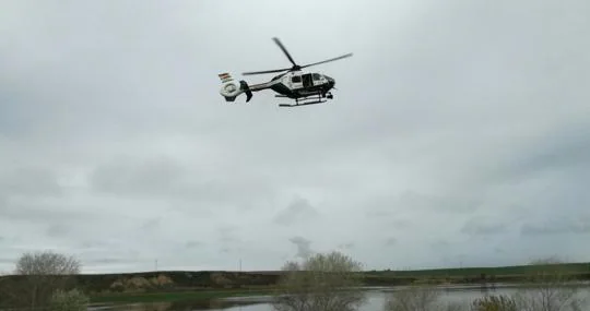 Helicóptero de la Guardia Civil participa en la búsqueda este domingo en Guillena