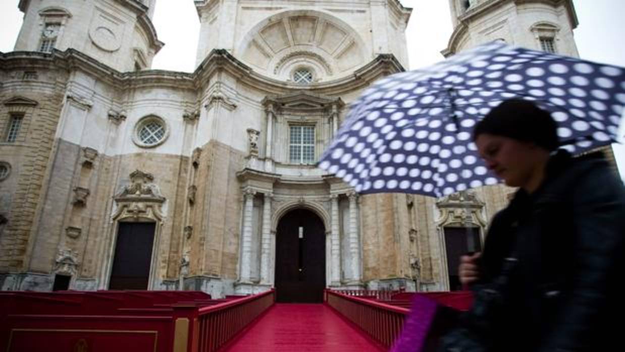 Según la AEMET, las lluvias protagonizarán el comienzo de la Semana Santa en Cádiz