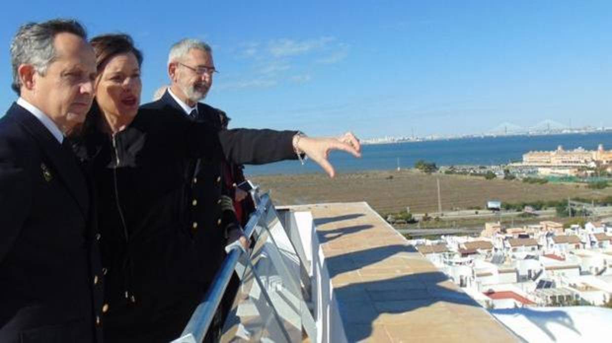 La alcaldesa de San Fernando, en la azotea de Torre Alta, el pasado mes de noviembre.