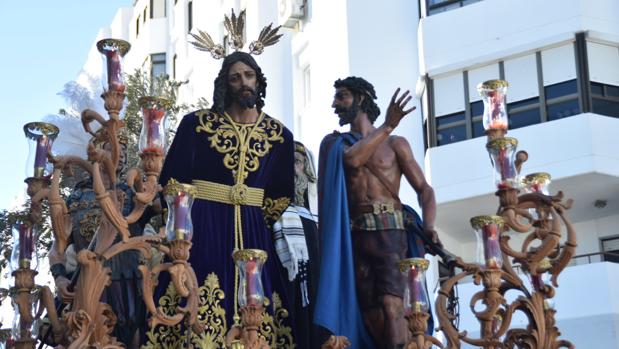 Martes Santo de esplendor que avanza en el Calvario de Cristo