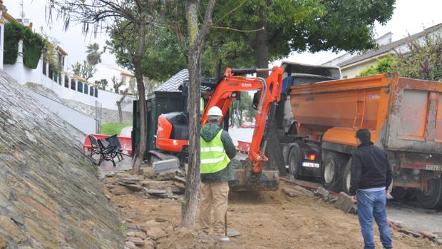 Comienzan las obras del carril bici en la Alameda de Santa Eufemia de Tomares