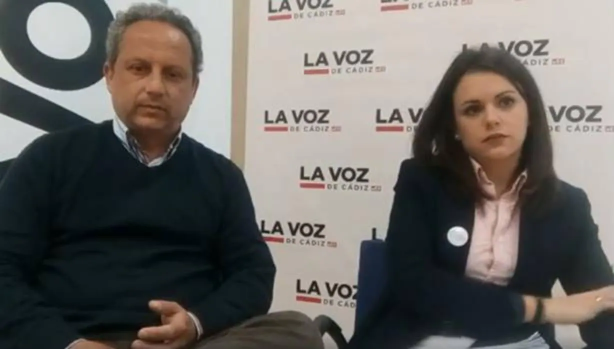 Pepe Amaya, propietario de Multiópticas Iglesias y Beatriz Gandullo, gerente de Cádiz Centro Comercial Abierto