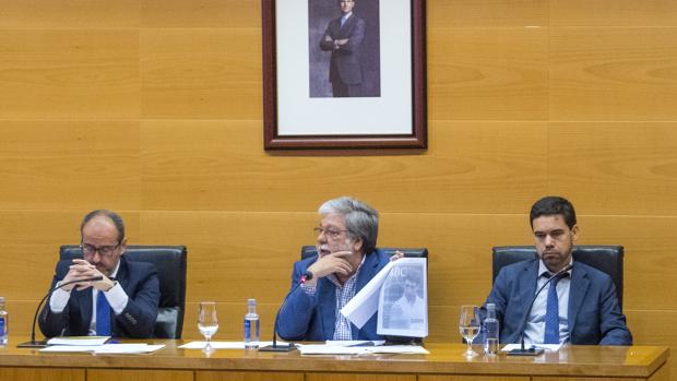 El alcalde Francisco Toscano defiende al PP en el caso Varela en el pleno extraordinario celebrado este viernes