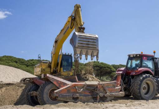 El Gobierno garantiza que las playas estarán listas para el verano