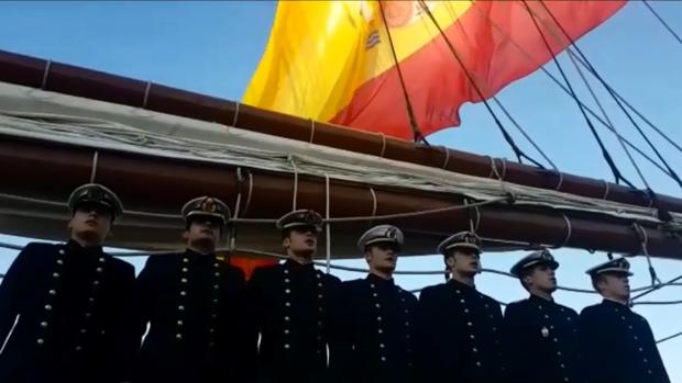 Más de 4.500 personas visitan el Juan Sebastián de Elcano en Valparaíso