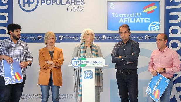 Teófila Martínez: «Pedimos a Pedro Sánchez que no escuche ni a IU ni a Podemos y firme el acuerdo definitivo para la construcción de las cinco corbetas»