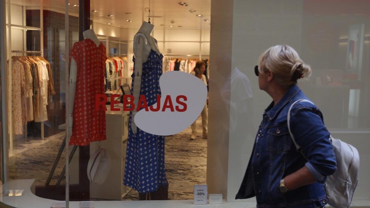 Cádiz empieza las rebajas con una semana de ventaja