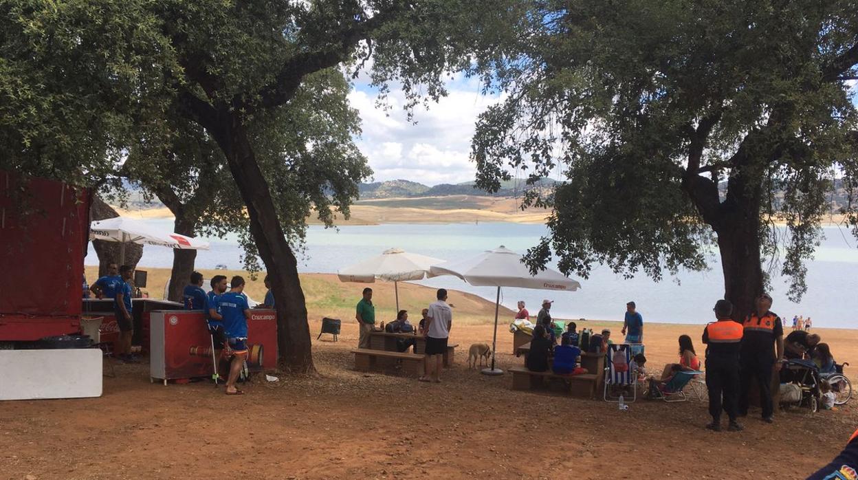 Zona del embalse donde se auxilió al fallecido