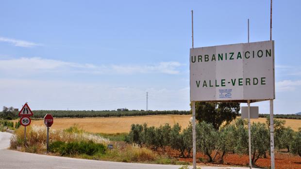 Heridos dos guardias civiles al detener a un ladrón «muy agresivo» que entró a robar en una casa