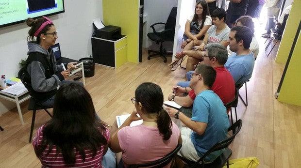 El roadshow de la ONCE llega a Cádiz para acercar a los jóvenes con discapacidad al empleo