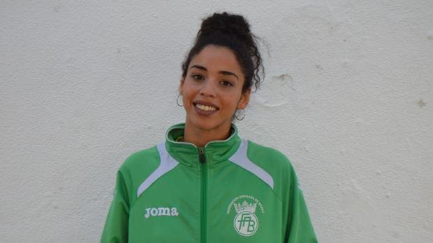 Fedua Sbai, una boxeadora utrerana que apunta alto y que ya es subcampeona de España