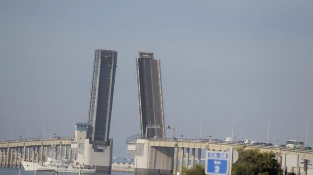 Hoy se abre el puente Carranza