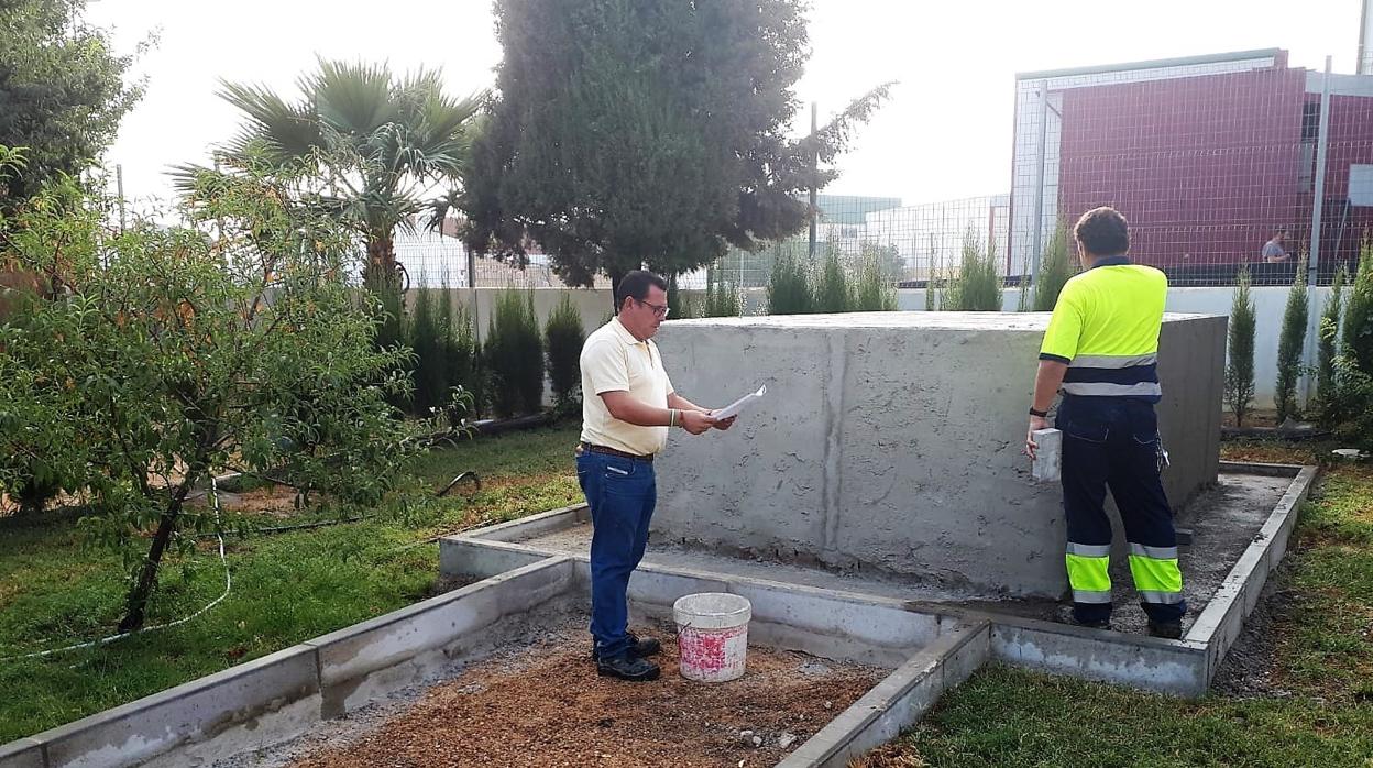 Las obras del osario en el antiguo cementerio de La Campana están a punto de acabar