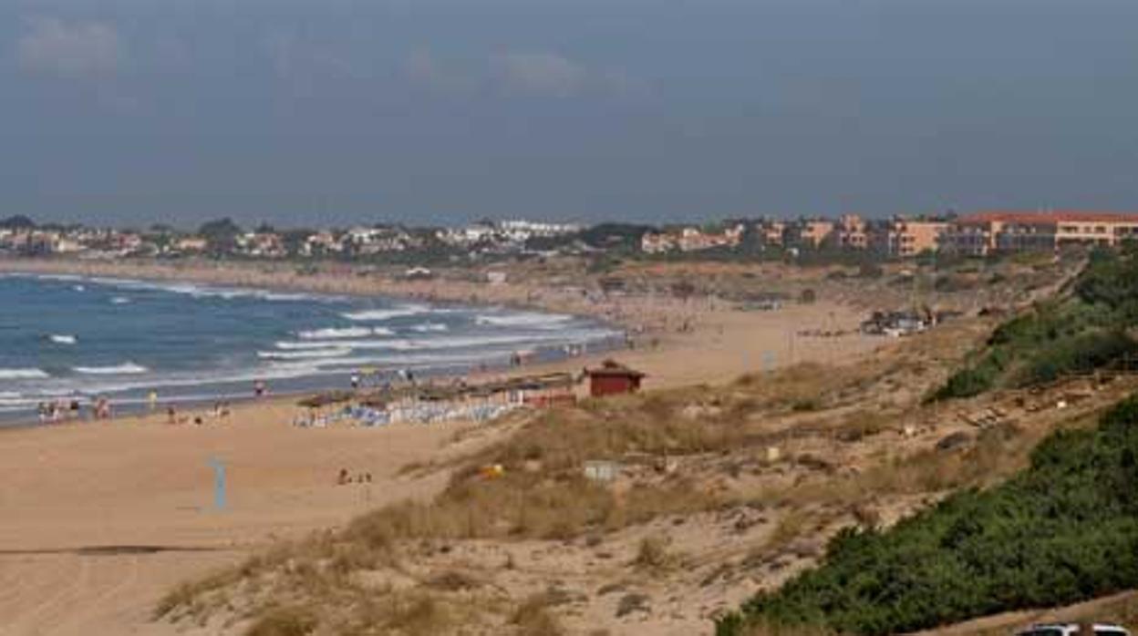 Un anciano muere ahogado en una playa de Conil