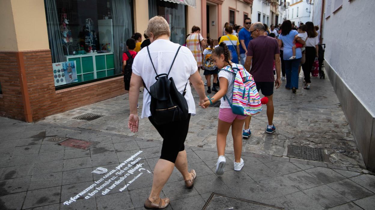 Las calles de la localidad han acogido esta propuesta dentro del «Año Cultural Abate Marchena»