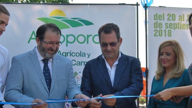 El sector agrícola y ganadero se reivindica en Carmona