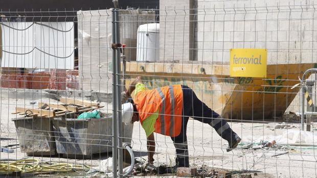 El otoño llega con 2.814 parados más en septiembre en Cádiz