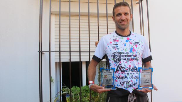 La fuerza mental convierte en ultraman al lebrijano Andrés Sánchez