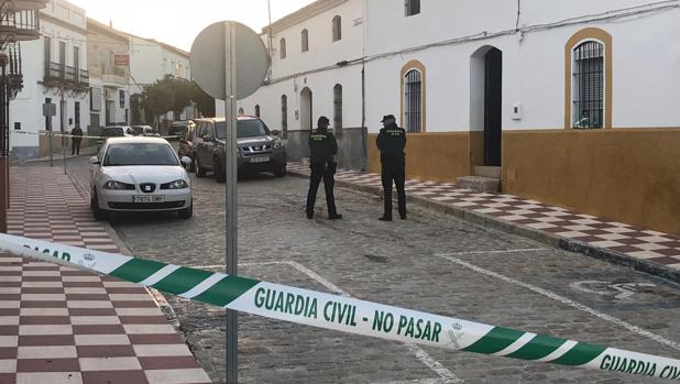 El asesino y la víctima estuvieron desayunando juntos en un bar cercano una hora antes del crimen