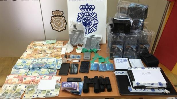 A prisión un hombre acusado de menudeo de cocaína en un piso de Algeciras