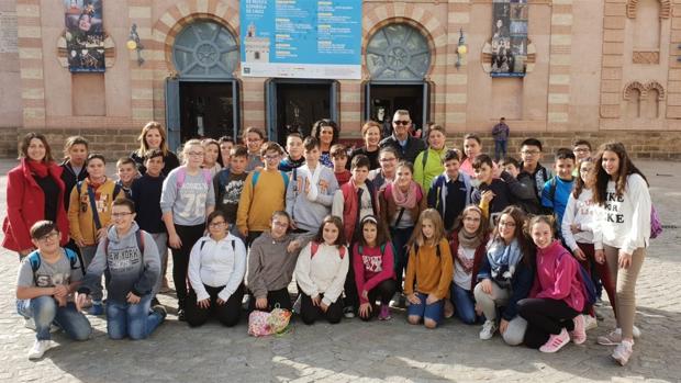 Unos 800 alumnos de la provincia de Cádiz asisten al concierto 'La Ópera es cosa de Niños'