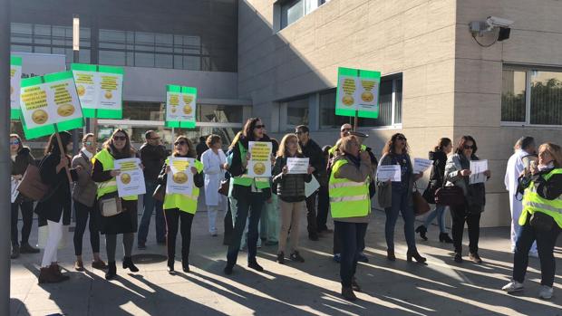 Los profesionales de la salud en Utrera salen a las calles para denunciar una «situación insostenible»