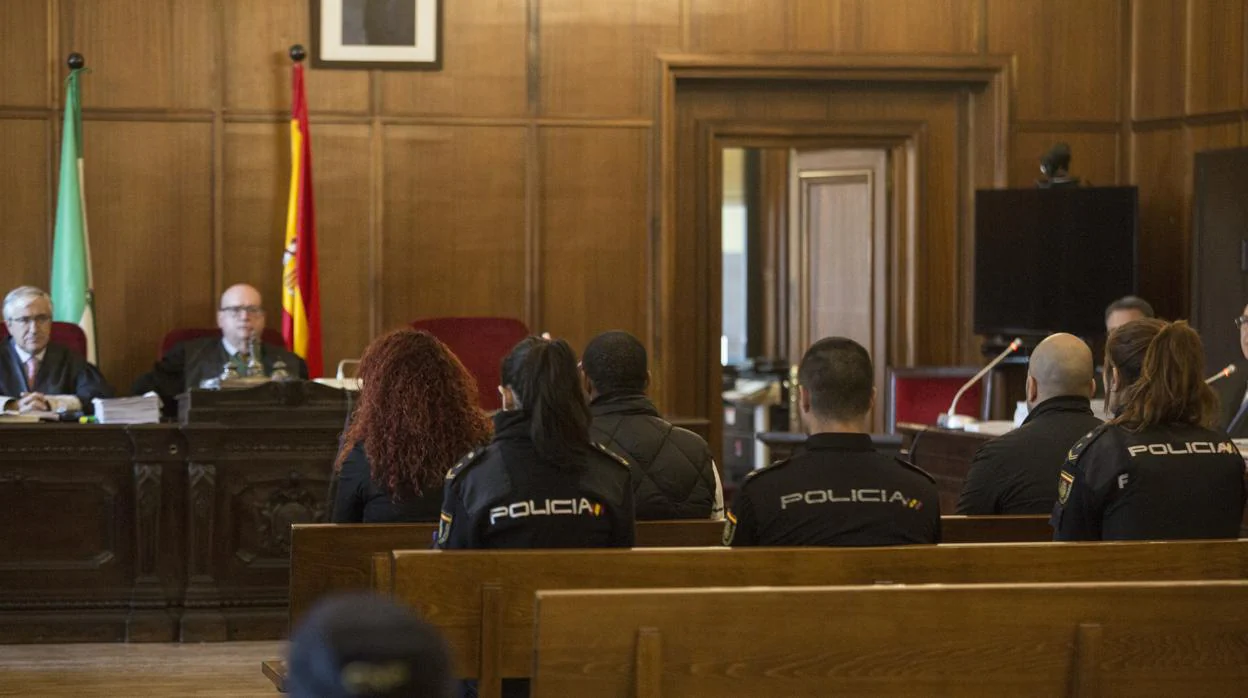 El juicio se celbra en la Audiencia Provincial de Sevilla
