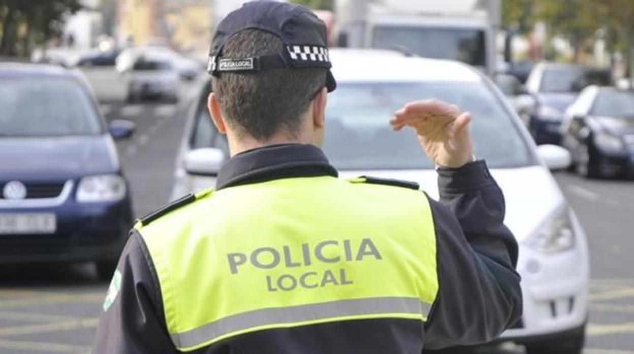 El Ayuntamiento sacará la oferta de empleo para policías locales