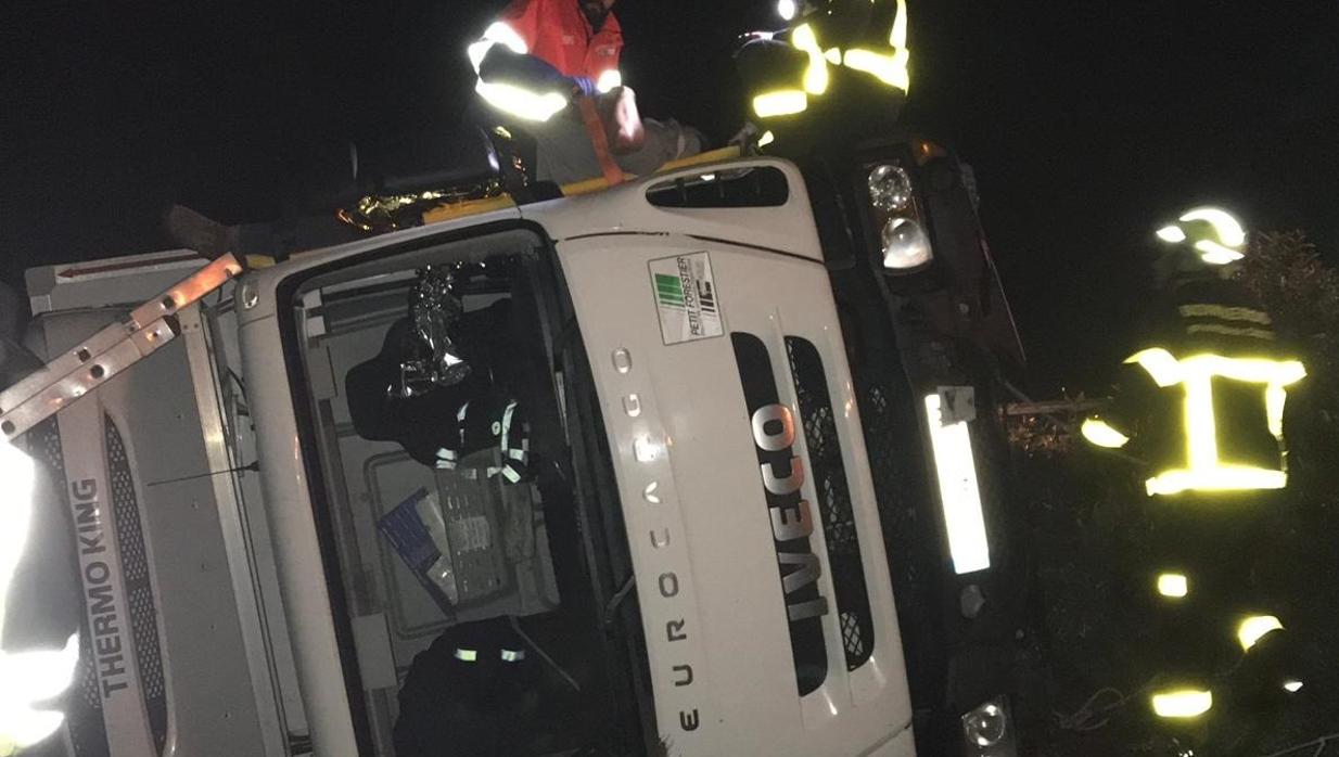 Atendido un camionero tras un accidente de tráfico en Puerto Real