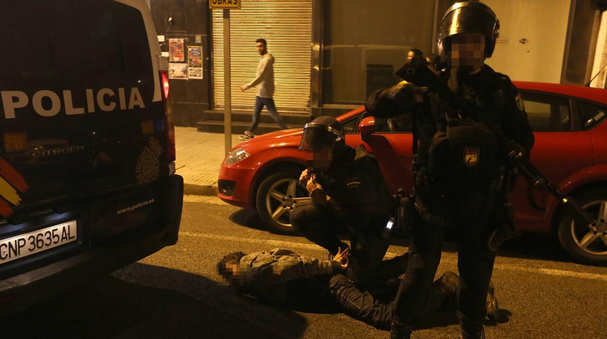 Actuación policial el martes en la manifestación en protesta contra Vox