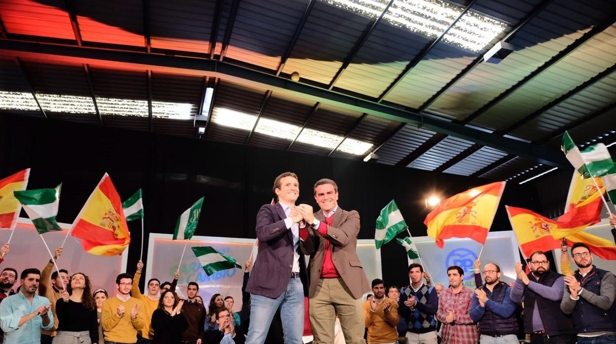 Casado y Ortiz, en un acto de la pasada campaña