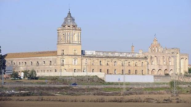 IU denuncia que el PSOE ha privatizado la gestión turística del monasterio de San Isidoro del Campo