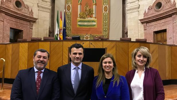 Bruno García León toma posesión de su acta de parlamentario andaluz