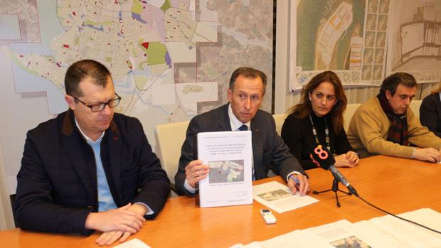 Más de 110 parcelas de Soto del Águila se acogen al proceso de regularización