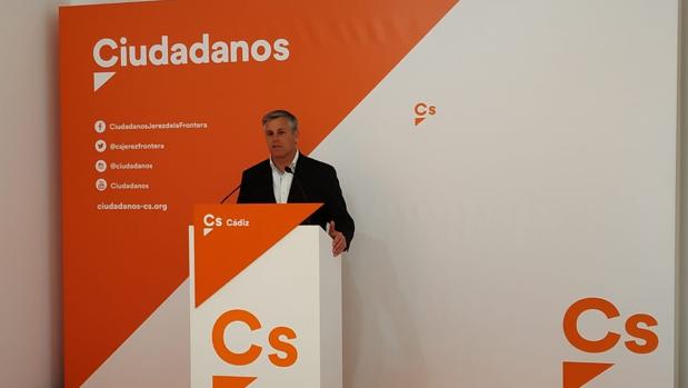 Cs critica el retraso del Gobierno en responder a los afectados por el acuerdo con Marruecos