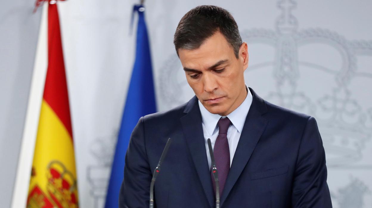 Pedro Sánchez, durante su comparecencia, este viernes en el Palacio de la Moncloa, en la que ha anunciado la disolución de las Cortes y la convocatoria de elecciones generales para el próximo 28 de abril.