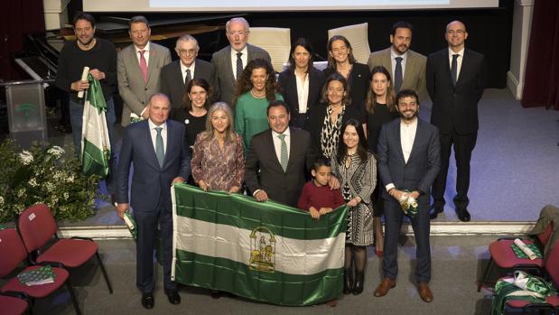 Del Pozo dice que se «dejará la piel» para difundir el talento de los premiados con la Bandera de Andalucía