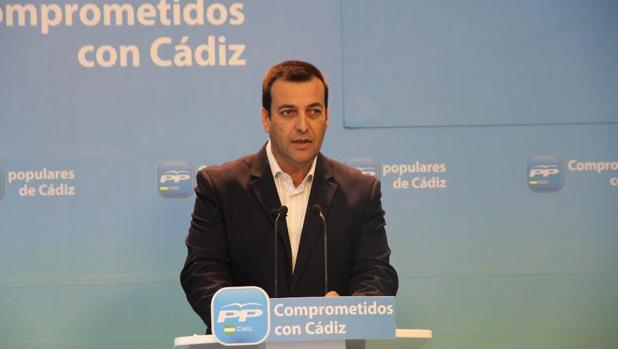 Ruiz Canto abandona el PP por ser un «club privado para la élite de siempre»