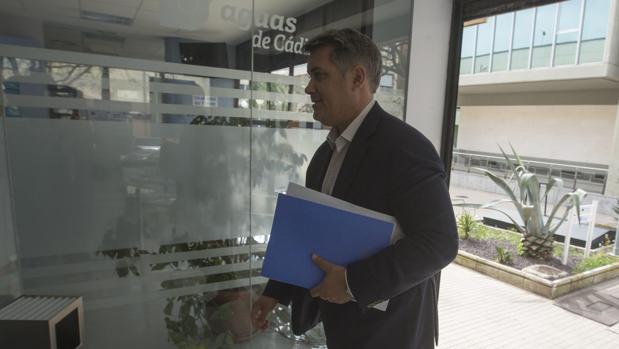 El PP pedirá el expediente sobre la selección de Alonso en Aguas