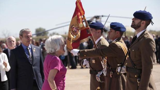 El Ayuntamiento de Gines organiza para este domingo una jura de bandera para civiles en la Plaza de España