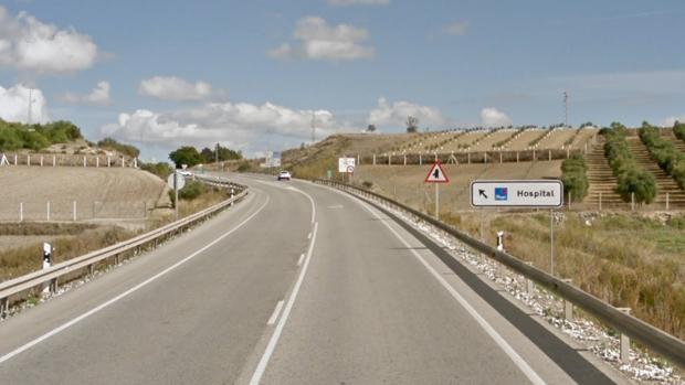 Muere un hombre de 53 años y su hija resulta herida en un accidente en la carretera A-471 en Lebrija