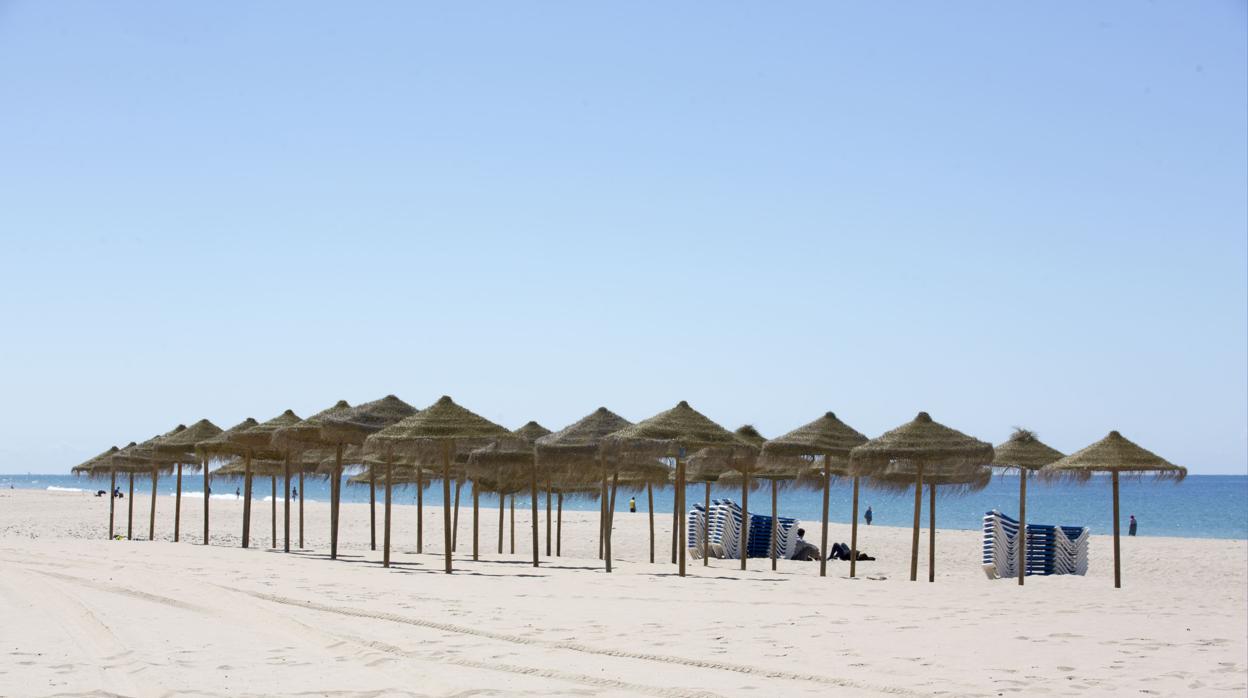 La playa de la Victoria, en Cádiz.