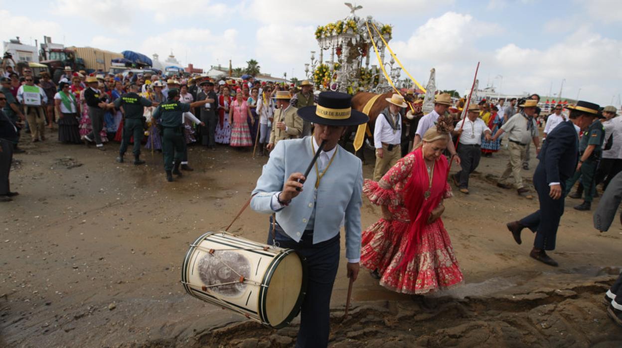 Los romeros tendrán este año que comprar los tickets antes de acceder a la zona de embarque