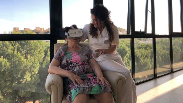 La realidad virtual como terapia para las personas mayores en Alcalá de Guadaíra