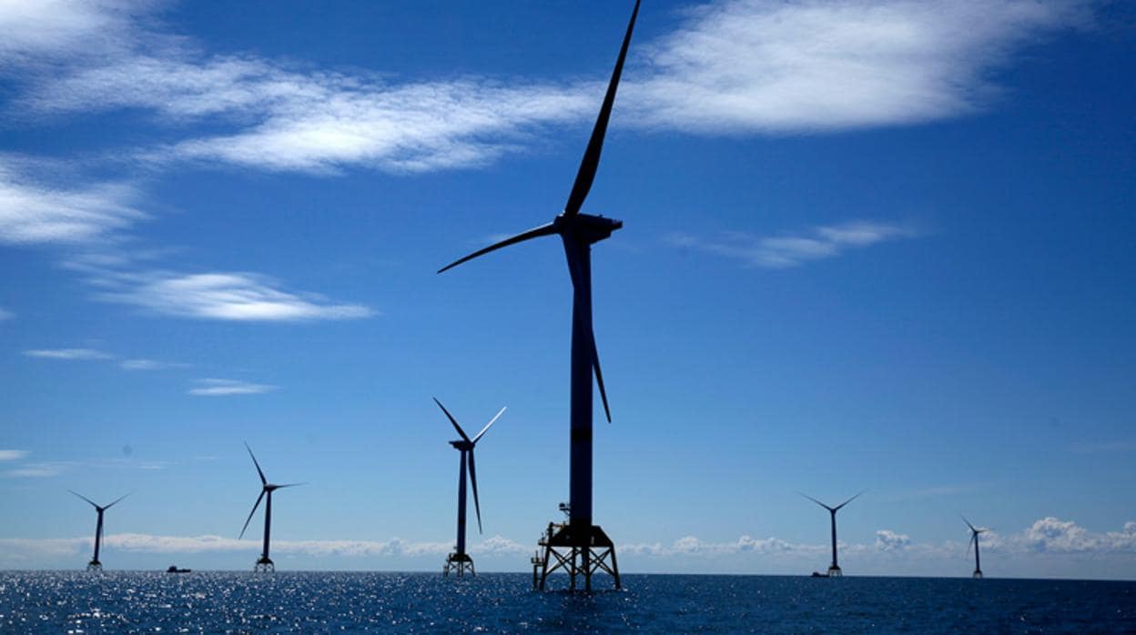 Iberdrola empieza a alzar las turbinas en el Mar del Norte