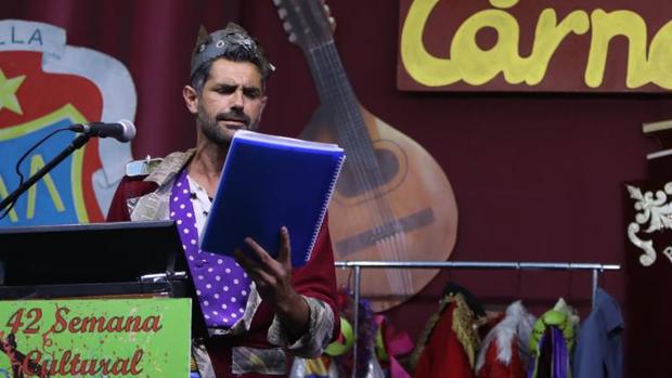 El pregón de Bienvenido abre la semana carnavalesca de La Viña