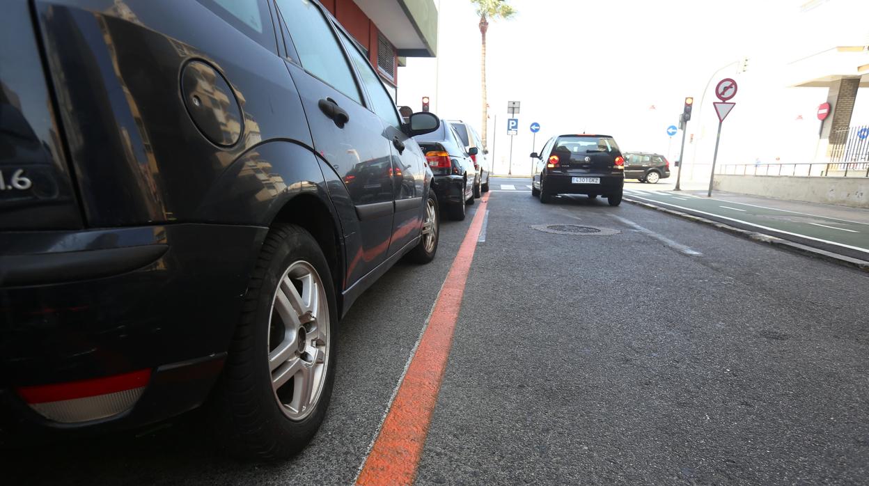 EMASA ha puesto en marcha la zona naranja en el paseo.