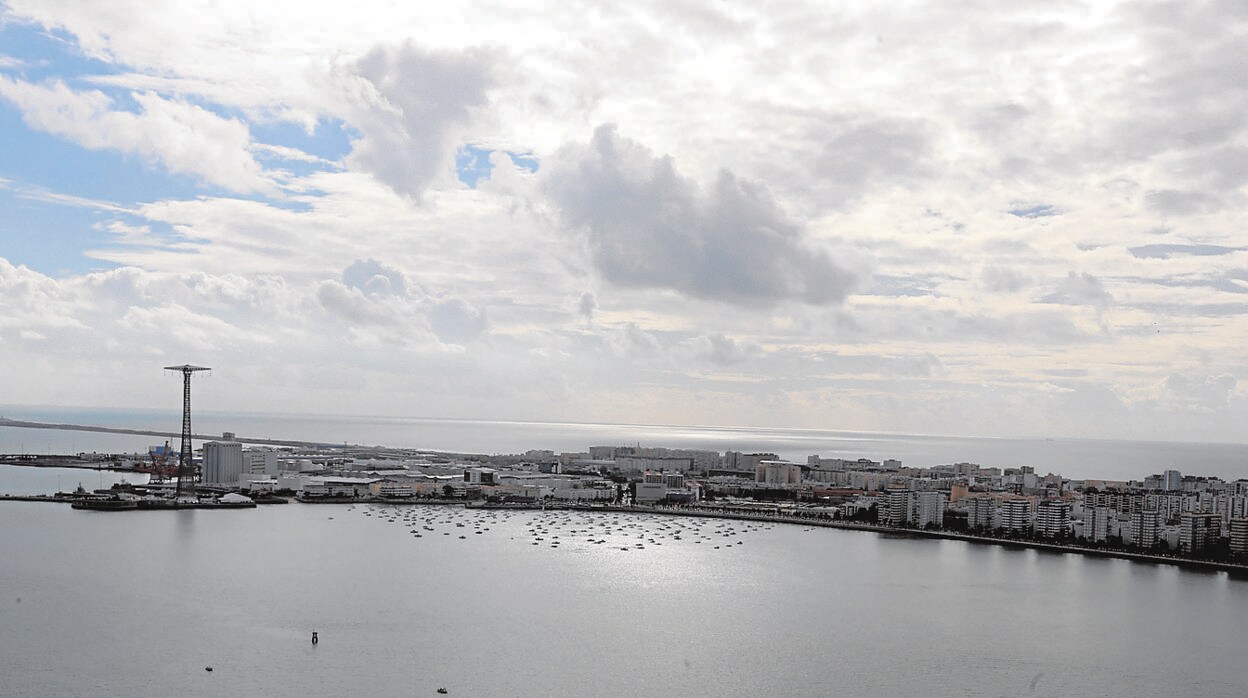 Se contemplan tres escenarios, Cádiz capital, El Puerto de Santa María y San Fernando.