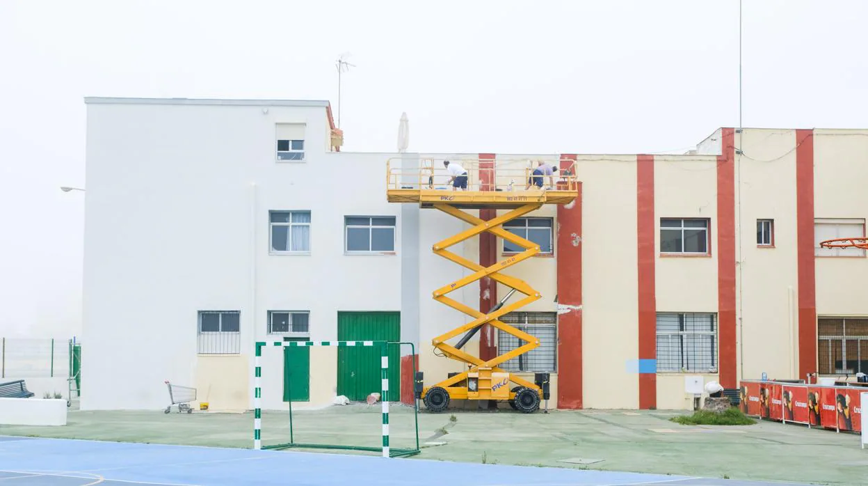 Obras y mejoras en los centros públicos escolares de Cádiz