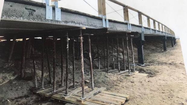 ¿Estará lista la pasarela de Camposoto para el próximo verano?